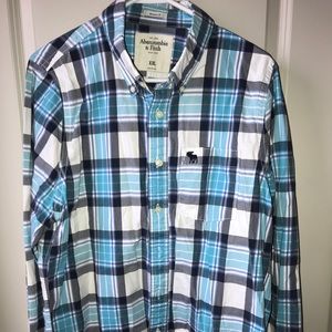 Abercrombie & Fitch plaid button up shirt